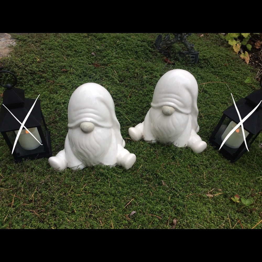 NWOT ONE Ceramic Gnome